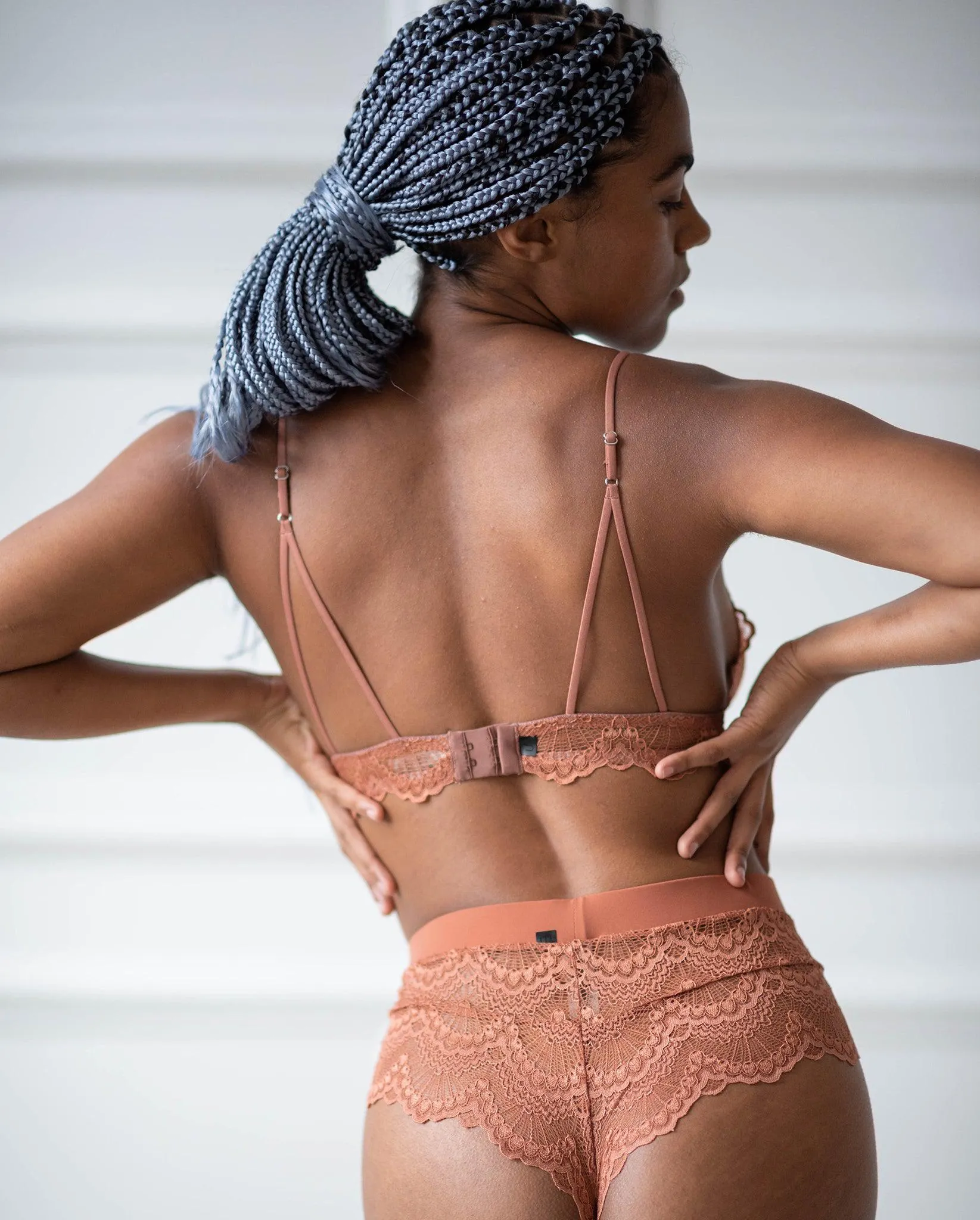 Lace Highwaist String Terracotta