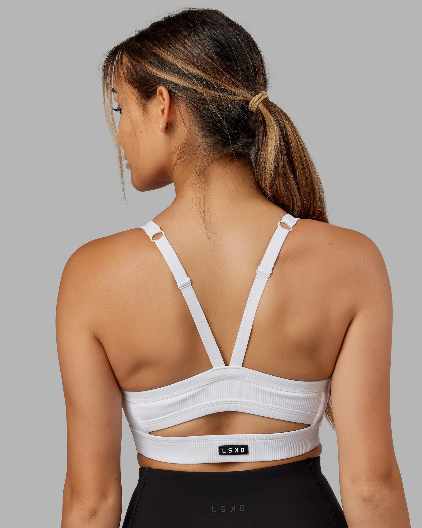 Momentum Ribbed Sports Bra - White