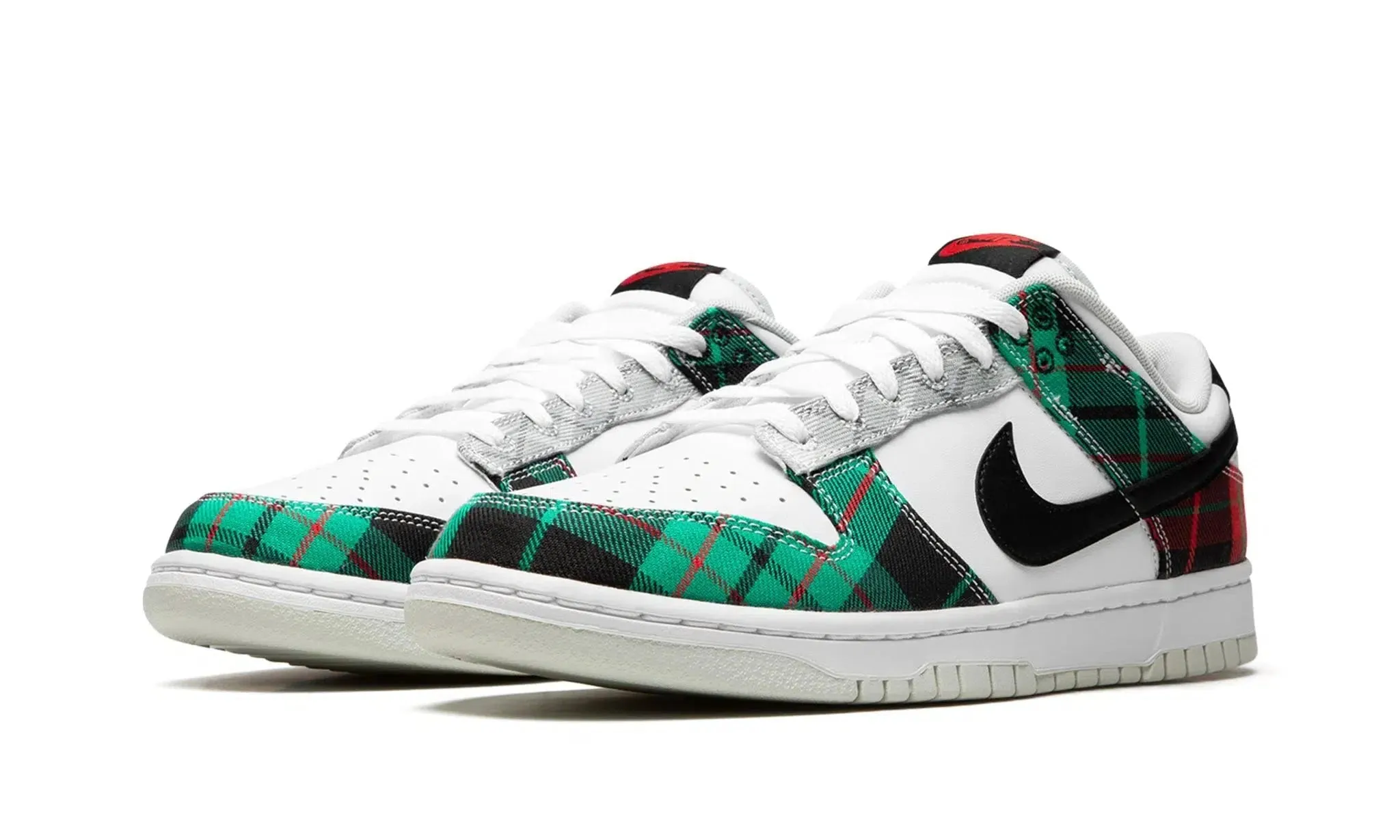 Nike Dunk Low "Tartan Plaid"