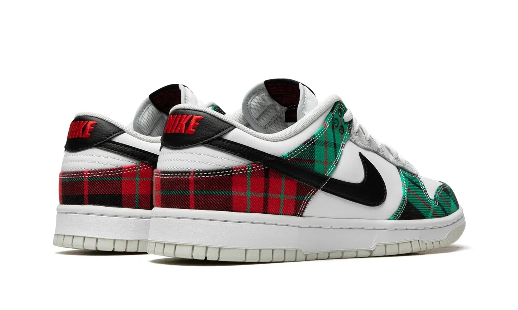 Nike Dunk Low "Tartan Plaid"