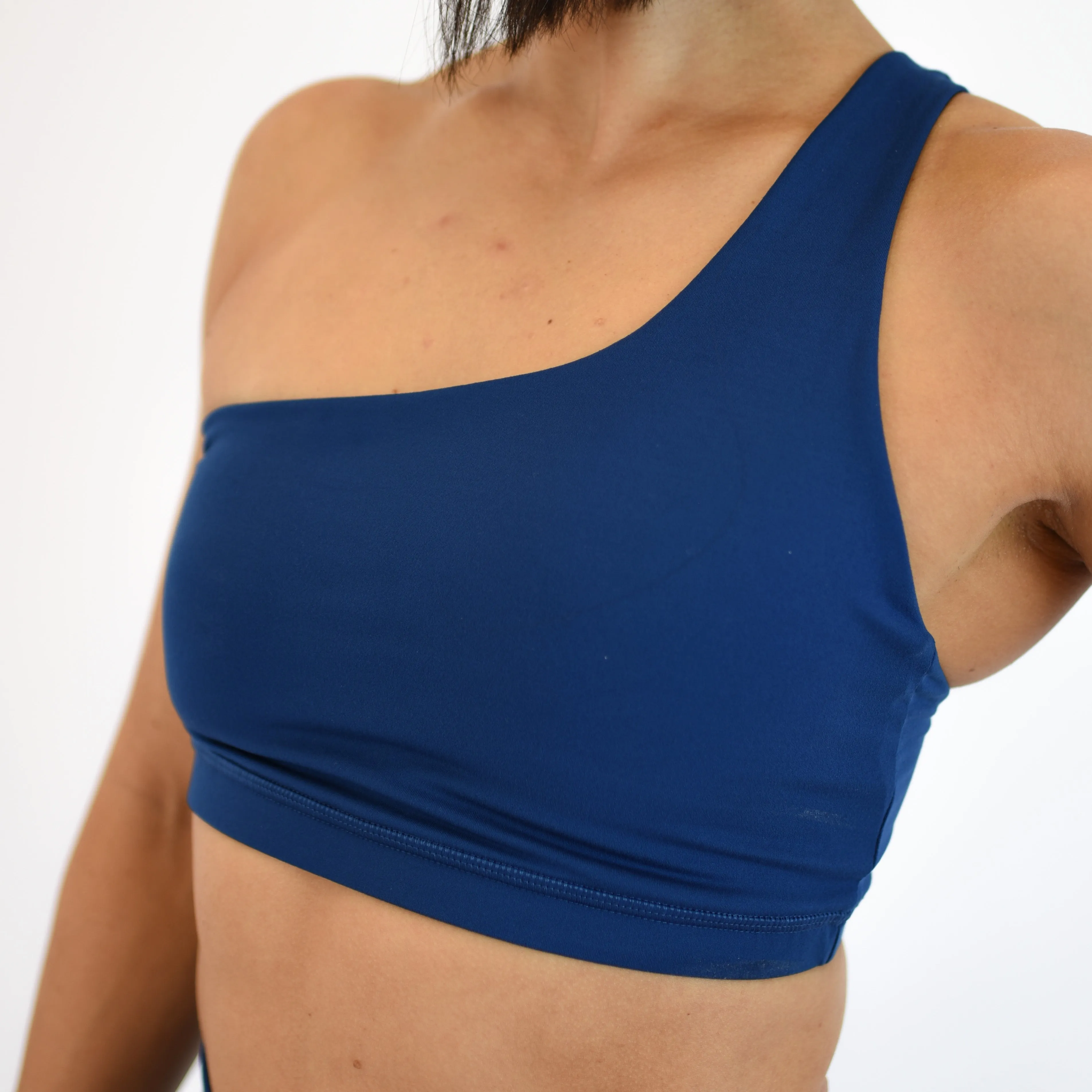 Sylvie Sports Bra - Medium Support